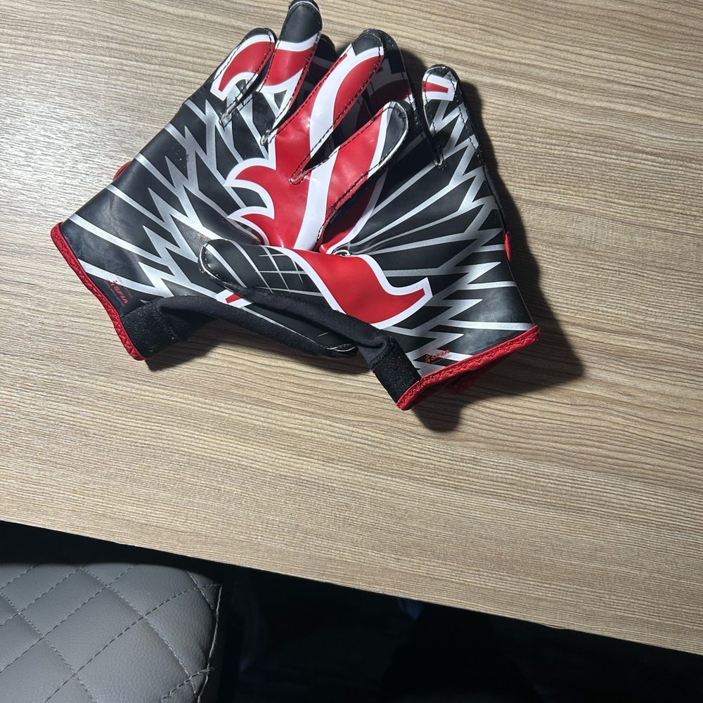 adidas Men's Red and Black Gloves